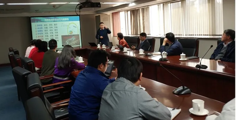 朱庆教授应邀到访中国测绘科学研究院