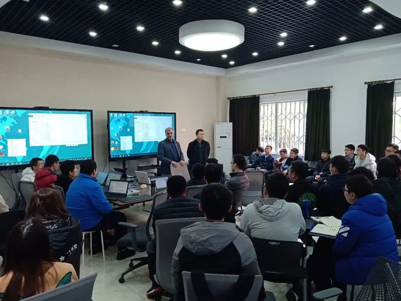 西南交通大学特聘副教授Saeid Adam Pirasteh受邀参加小组例会